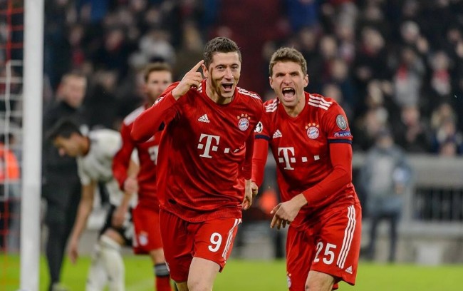 足的角色 足的角色