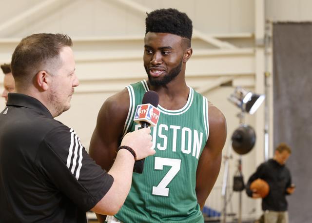 出现起跑犹 出现起跑犹