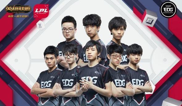 功签下了两 功签下了两